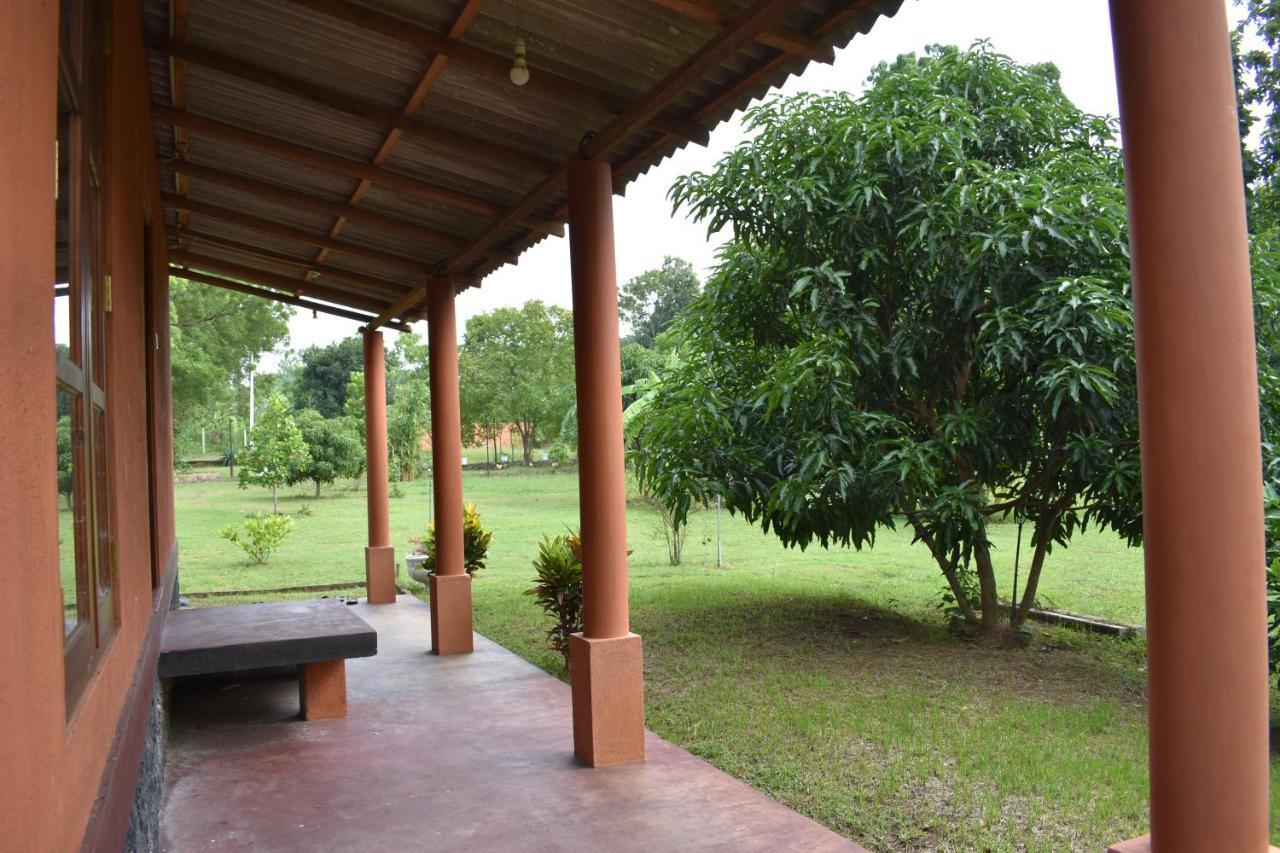 אודוואלאווה Nil Bawana Nature Resort מראה חיצוני תמונה